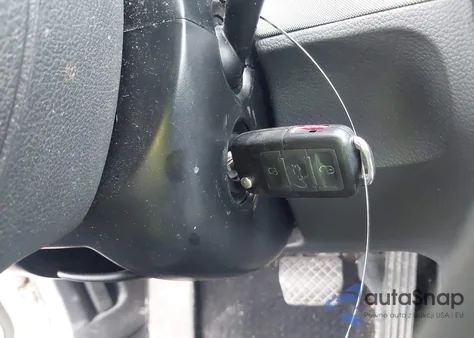 2009 Volkswagen Jetta 2.5L S z USA, uszkodzony, nr VIN 3VWKM71K19M274501